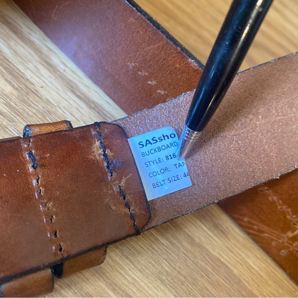 Vintage Light Brown Saddle Leather SAS Style 81633 Mens Belt Size 44 Made in USA - Picture 10 of 10